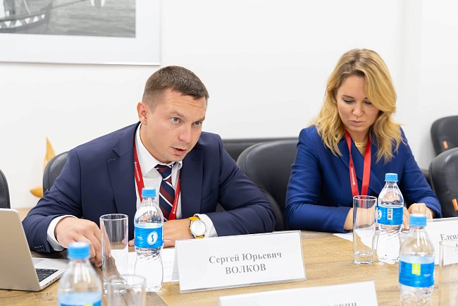 KRSU and FEFU discussed the development of cooperation on the sidelines of the EEF